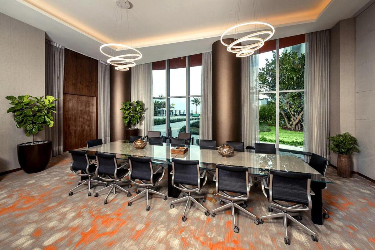 Beachfront Condo With Mesmerizing Views Голлівуд Екстер'єр фото